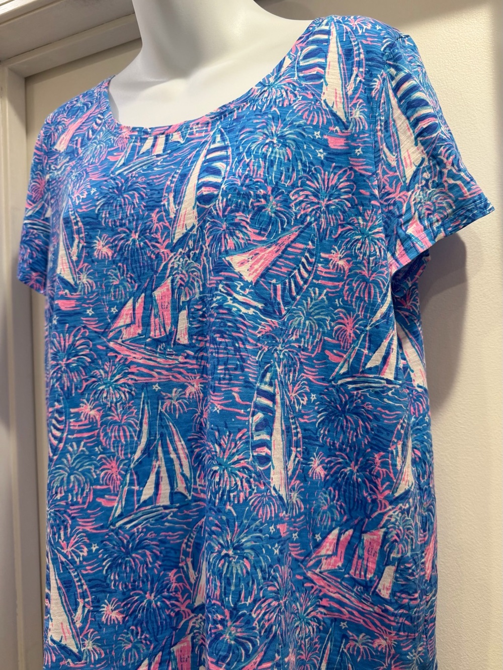 Lilly Pulitzer Boca Blue It's A Sailabration Large T-Shirt Top Sailboats ⛵️ - Picture 4 of 11